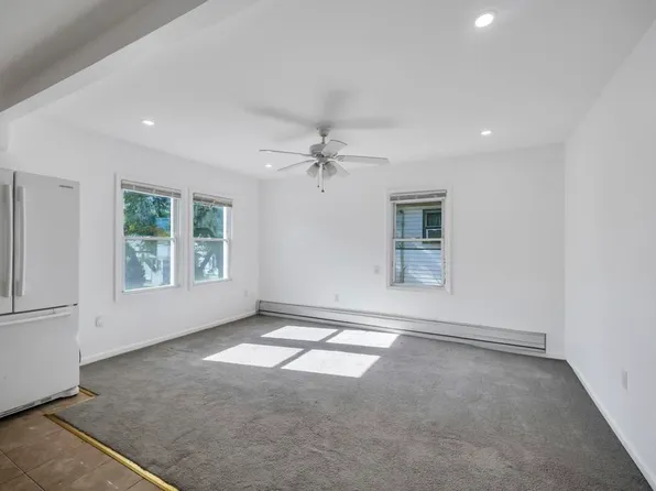 22429 Davenport Ave Floor 2, Queens Village, NY 11428