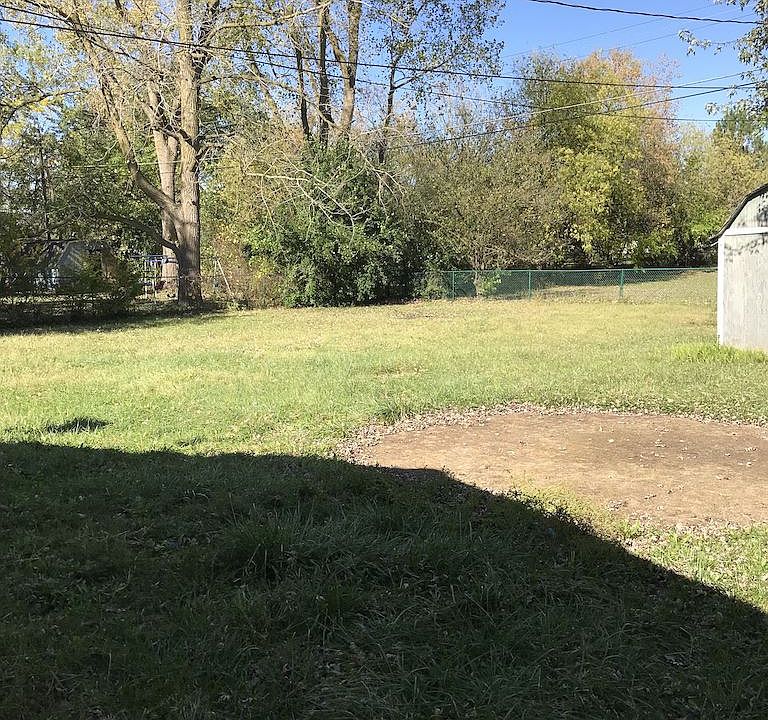 1st image of 6330 Woodsdale Dr