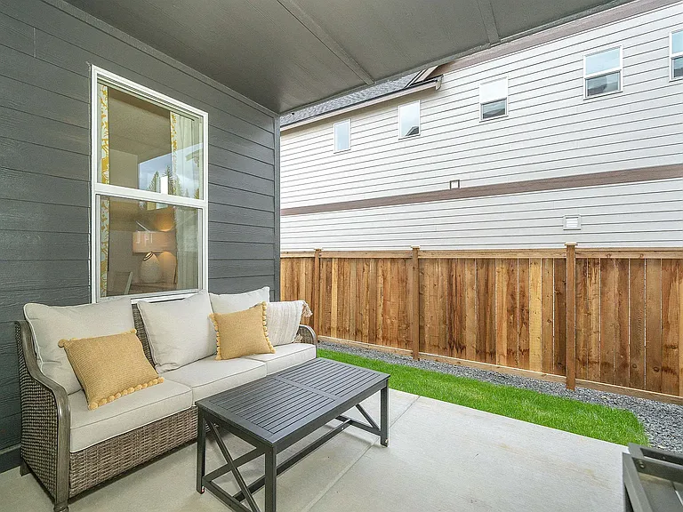 24515 E Feather Loop — Photo 16