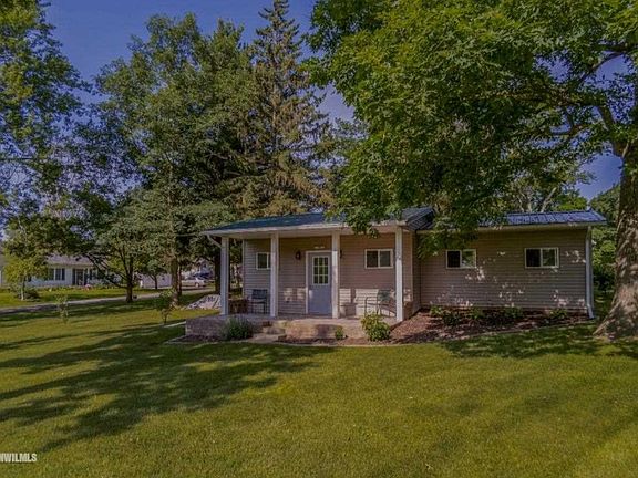 2nd image of 115 Woodlane Dr