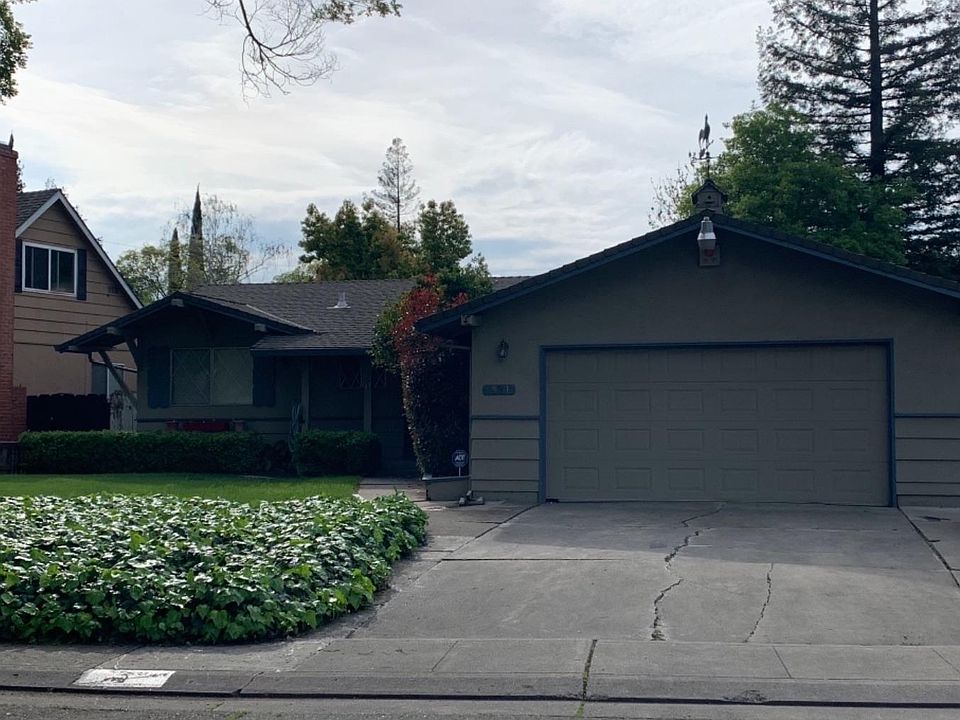 1st image of 851 E Robinhood Dr