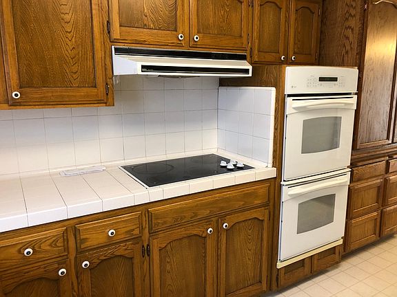 3rd image of 4470 N Ila Ave