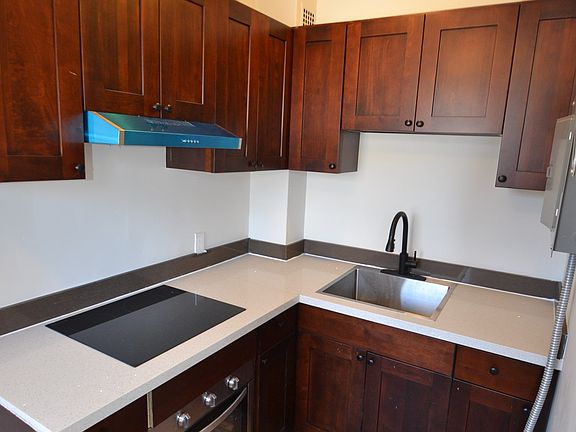 3rd image of 1562 E Olive Way APT 201