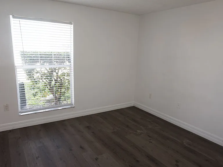 1905 Caralee Blvd #2 — Photo 7