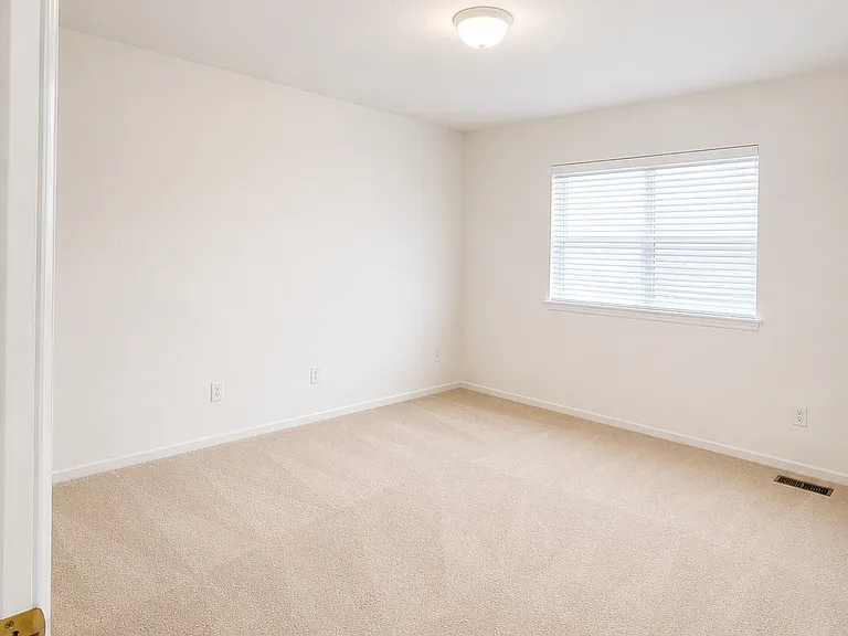 8196 S Norfolk St — Photo 11