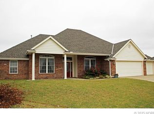 4922 Ashford Ct, Bartlesville, OK 74006