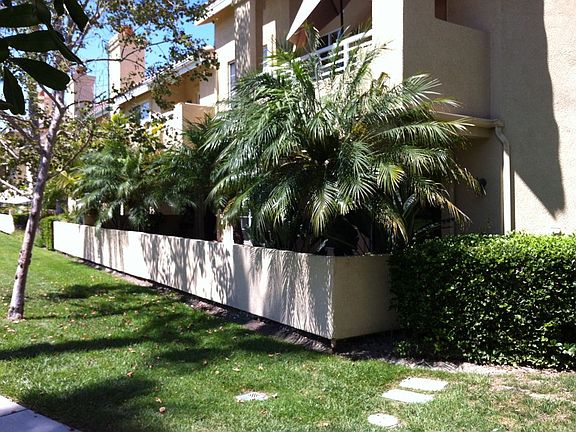 Patio entends entire length