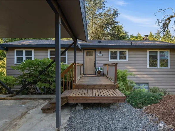 1916 NE Cady Street, Bremerton, WA 98310