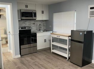 6025 Wiley St #3C, Hollywood, FL 33023