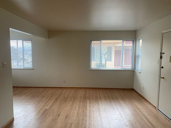 3rd image of 520 Grand Ave #6