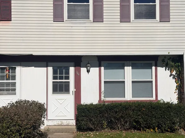 114 Concord Farm Rd, Englewood, OH 45322