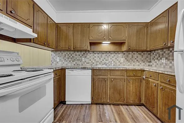 2136 Lynngate Dr #C — Photo 14