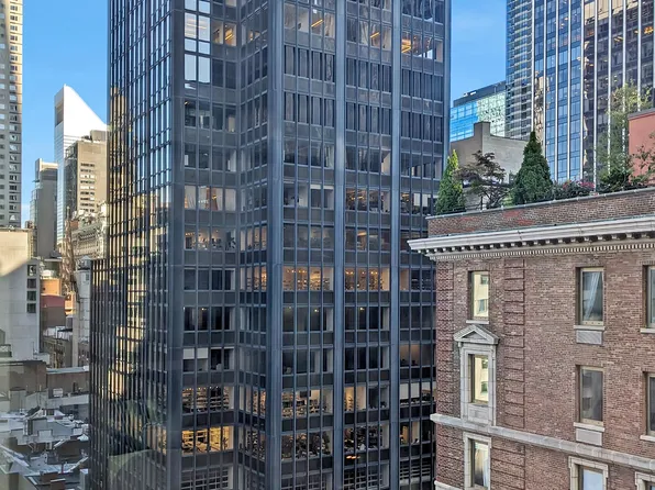 100 West 57th Street image 9 of 10