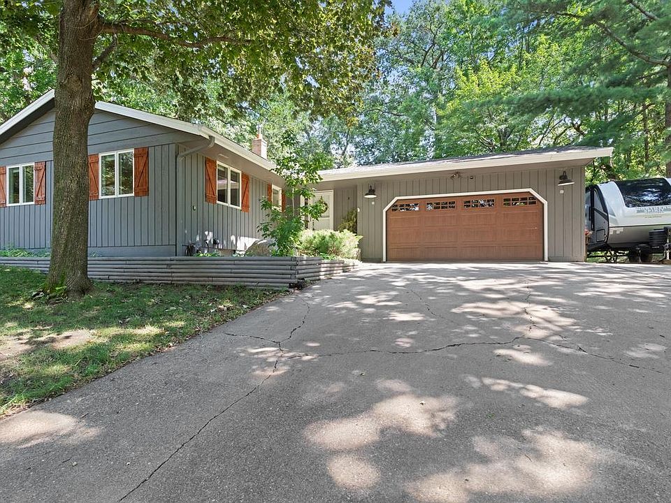 1st image of 2685 Glenbrook Ave N