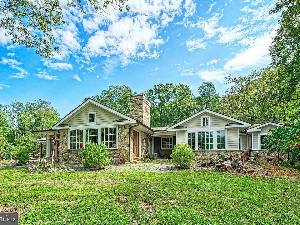 1st image of 43470 Evans Pond Rd