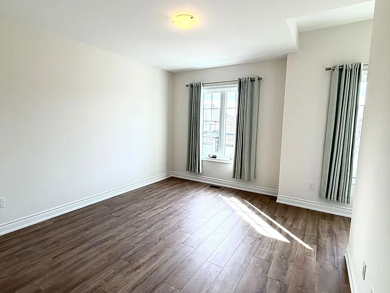 64 Bud Leggett Cres — Photo 16