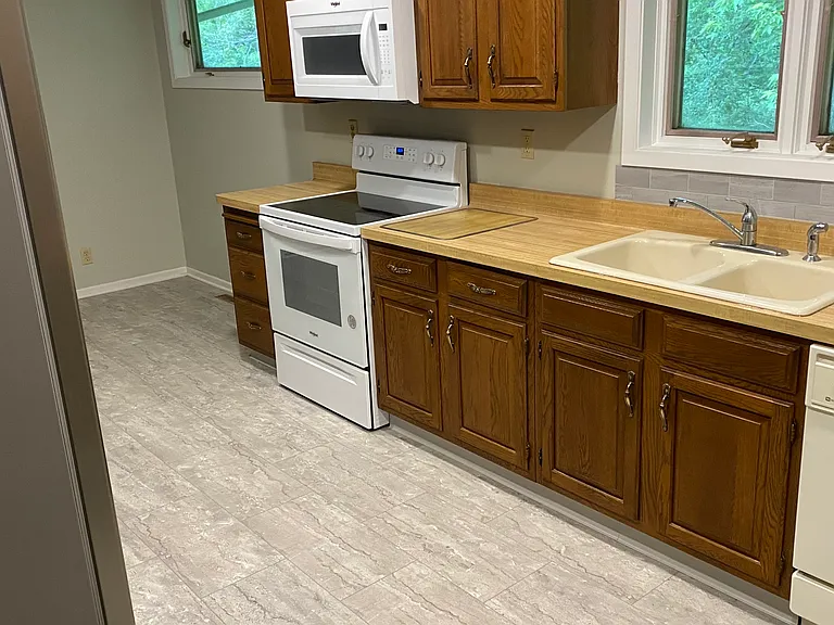 20506 E Brink St — Photo 3