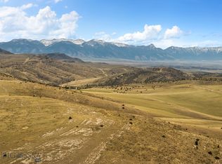 166 Clover Ln, Manhattan, MT 59741