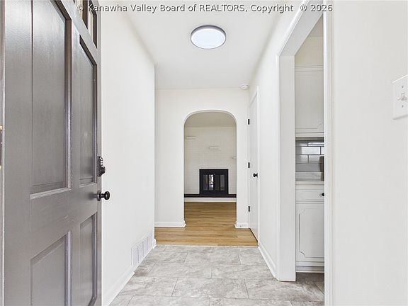 2nd image of 4207 Hackberry Ln