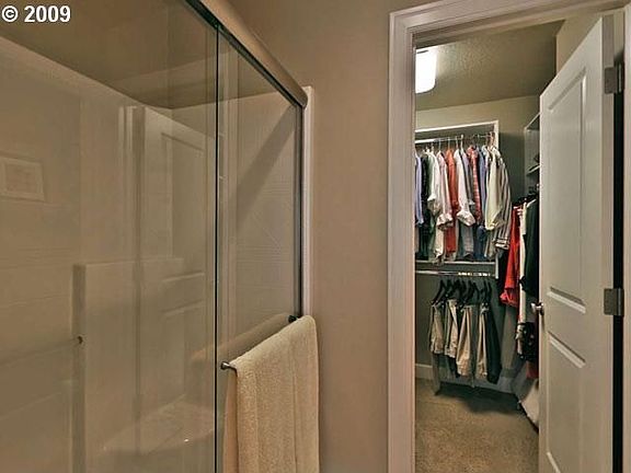 Walk in closet