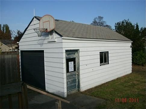 4th image of 4215 S Asotin St