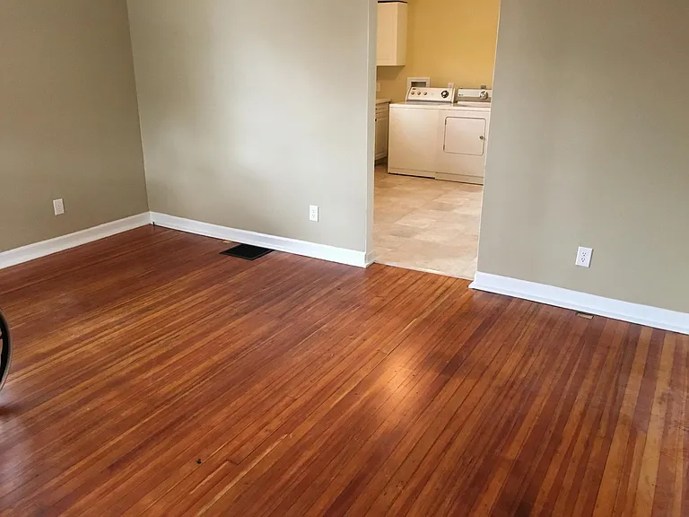 310 Thompson St #A — Photo 2