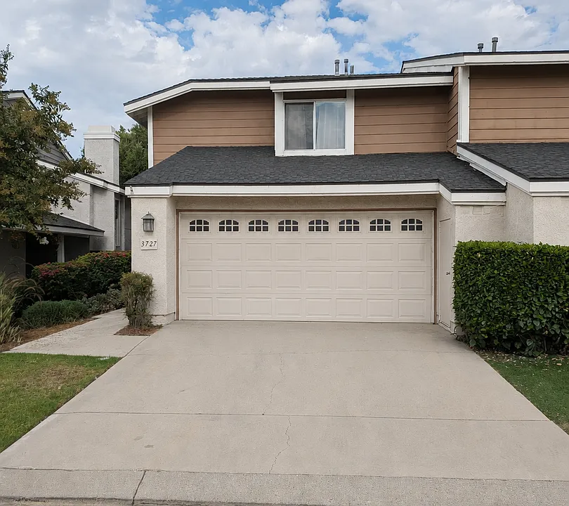 3727 Mesa Oak Ln