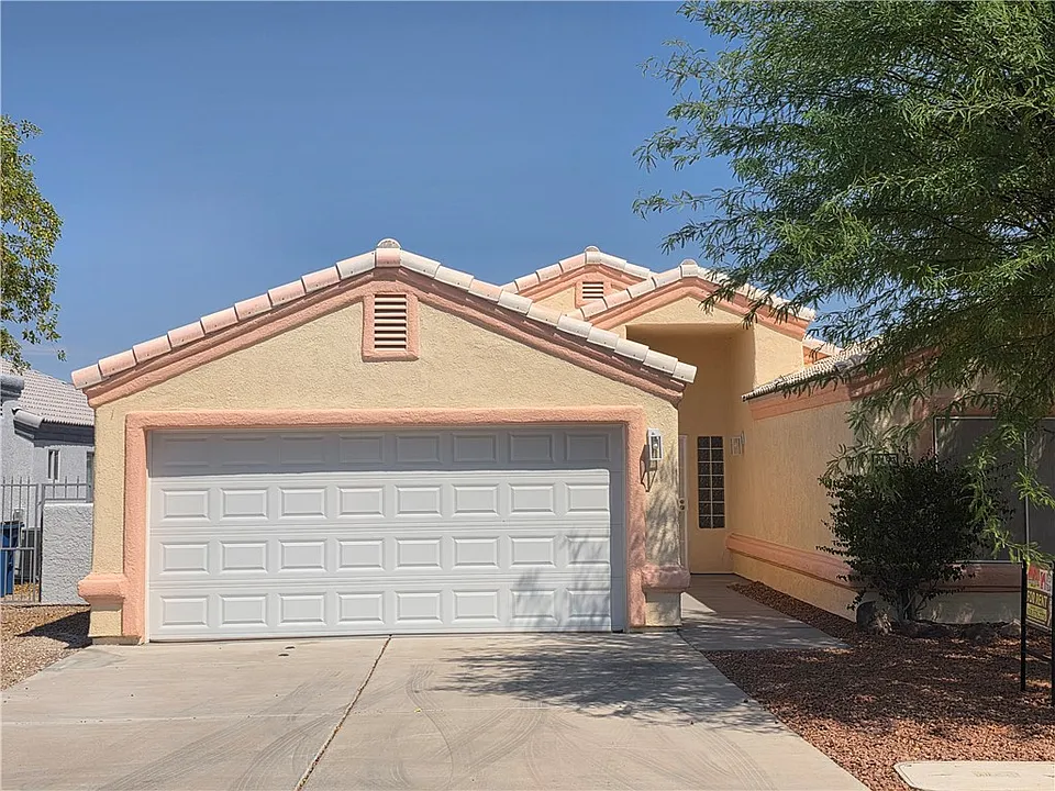 1193 Pawnee Dr