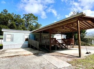 122 Temple Dr, Crescent City, FL 32112