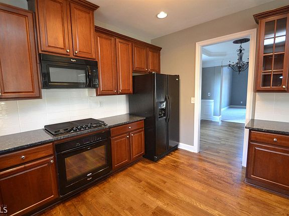 4th image of 1930 Patterson Mill Ct