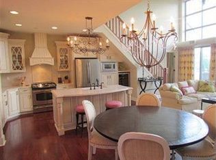 16800 Van Aken Blvd APT 401, Shaker Heights, OH 44120