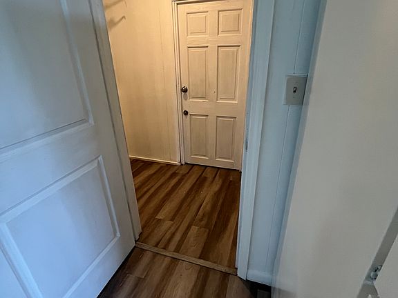 4th image of 4727 Jeb Stuart Ln