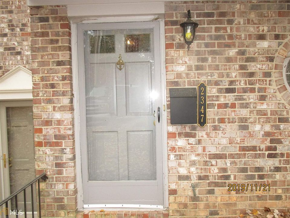 1st image of 2347 Northlake Ct NE