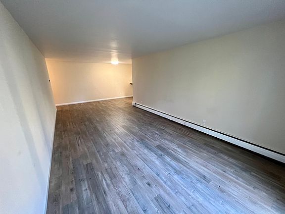 4th image of 1730 Jackson St Floor 3