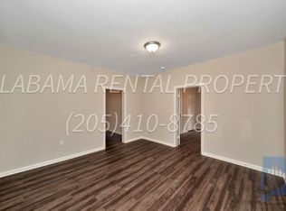 541 7th St S, Bessemer, AL 35020