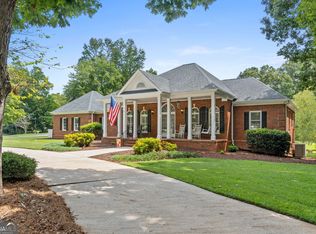 170 Youngs Cir, Fayetteville, GA 30215