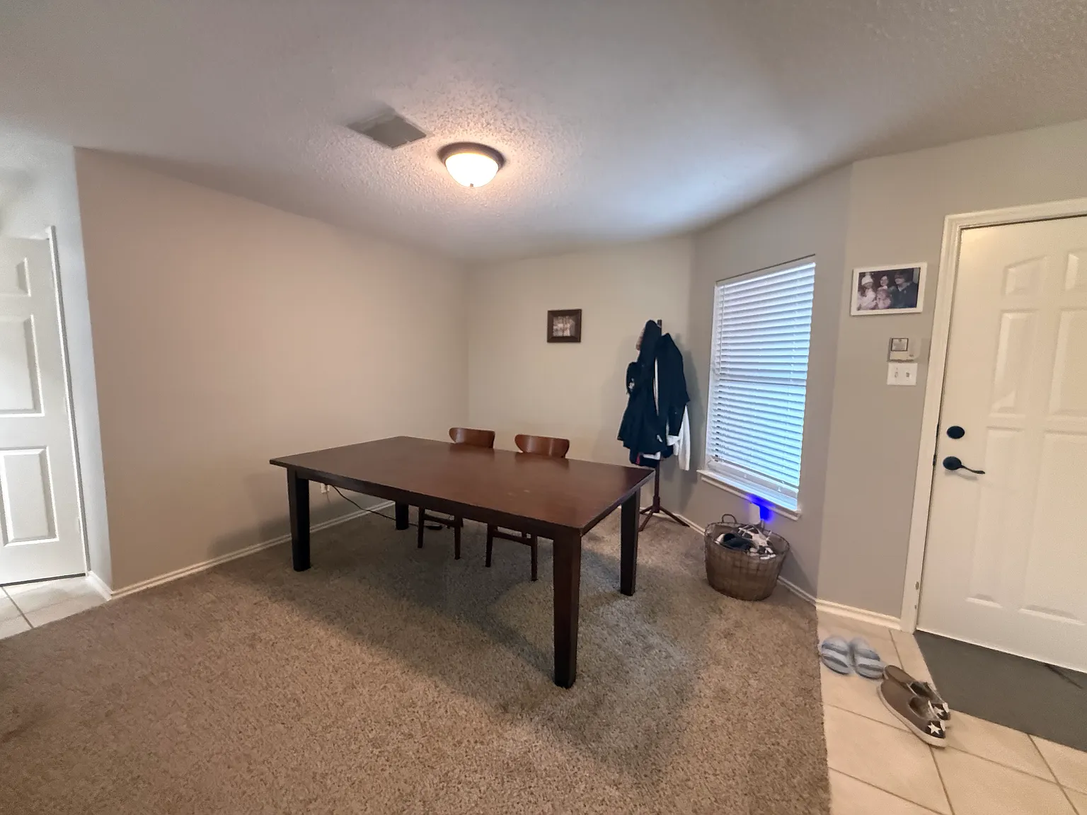 3 bed, 1897 sqft, $2,500 — Photo 4