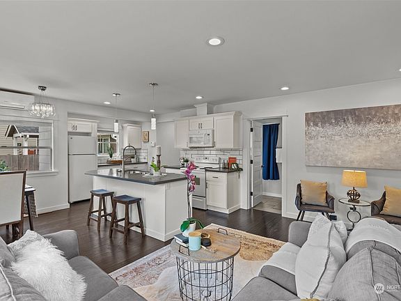4th image of 6611 S Gove Street