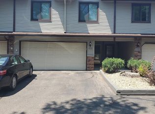 8828 N Maplebrook Ct, Brooklyn Park, MN 55445