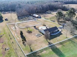 8517 Pineview Rd, Suffolk, VA 23437