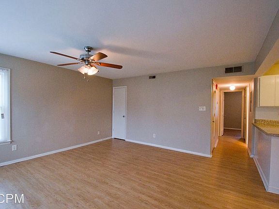 4th image of 12005 Sugar Mill Cir SE APT A