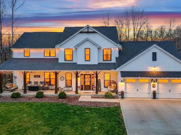 32263 Cedar Ln, Logan, OH 43138