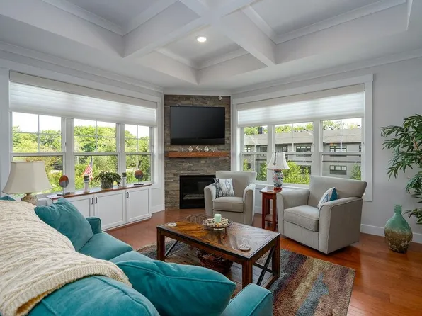 2075 Lafayette Road #32, Portsmouth, NH 03801