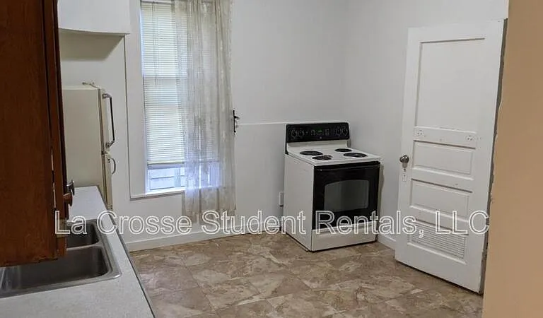 904 Vine St #LA CROSSE — Photo 23