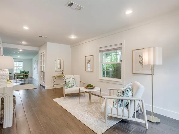 5849 Tracyne Dr, Westworth Village, TX 76114