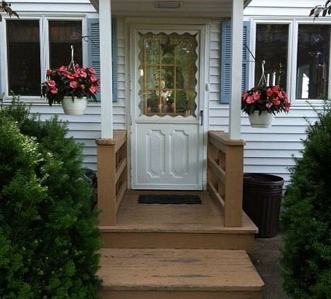 3rd image of 361 Soundview Dr
