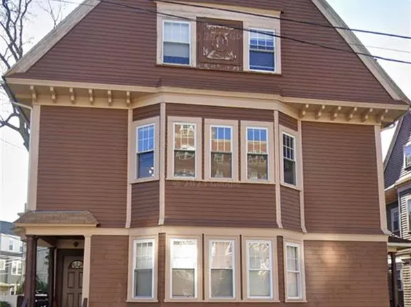 519 Angell St, Providence, RI 02906