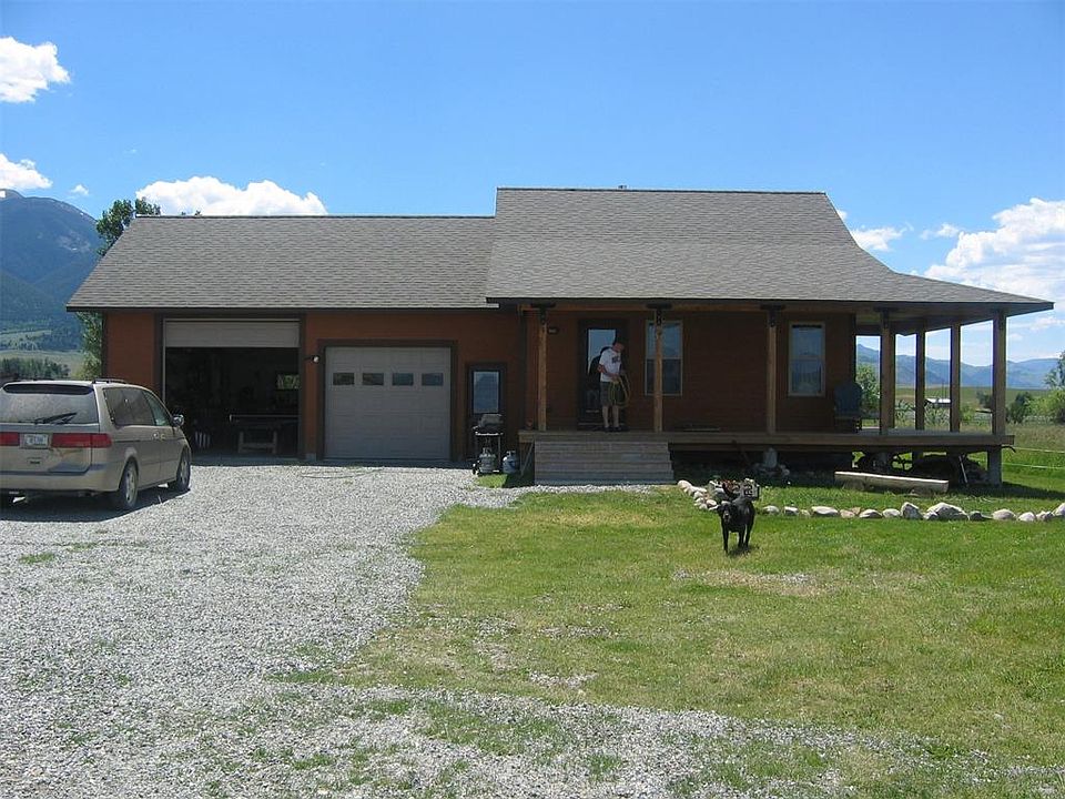 1st image of 10 Pine Grove Ln