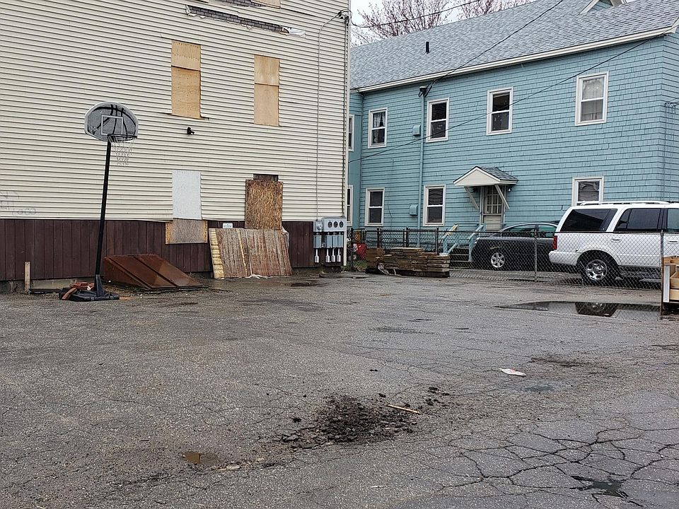 2nd image of 408 Cedar St