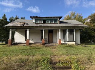 62 High St E, Mc Ewen, TN 37101